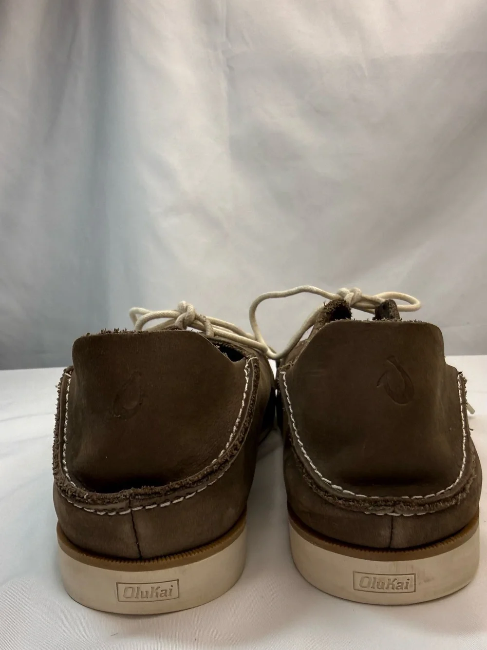 Olukai Holokai Men’s Size 9 Brown Leather Casual Lace-Up Shoes Drop-in Heel EUC